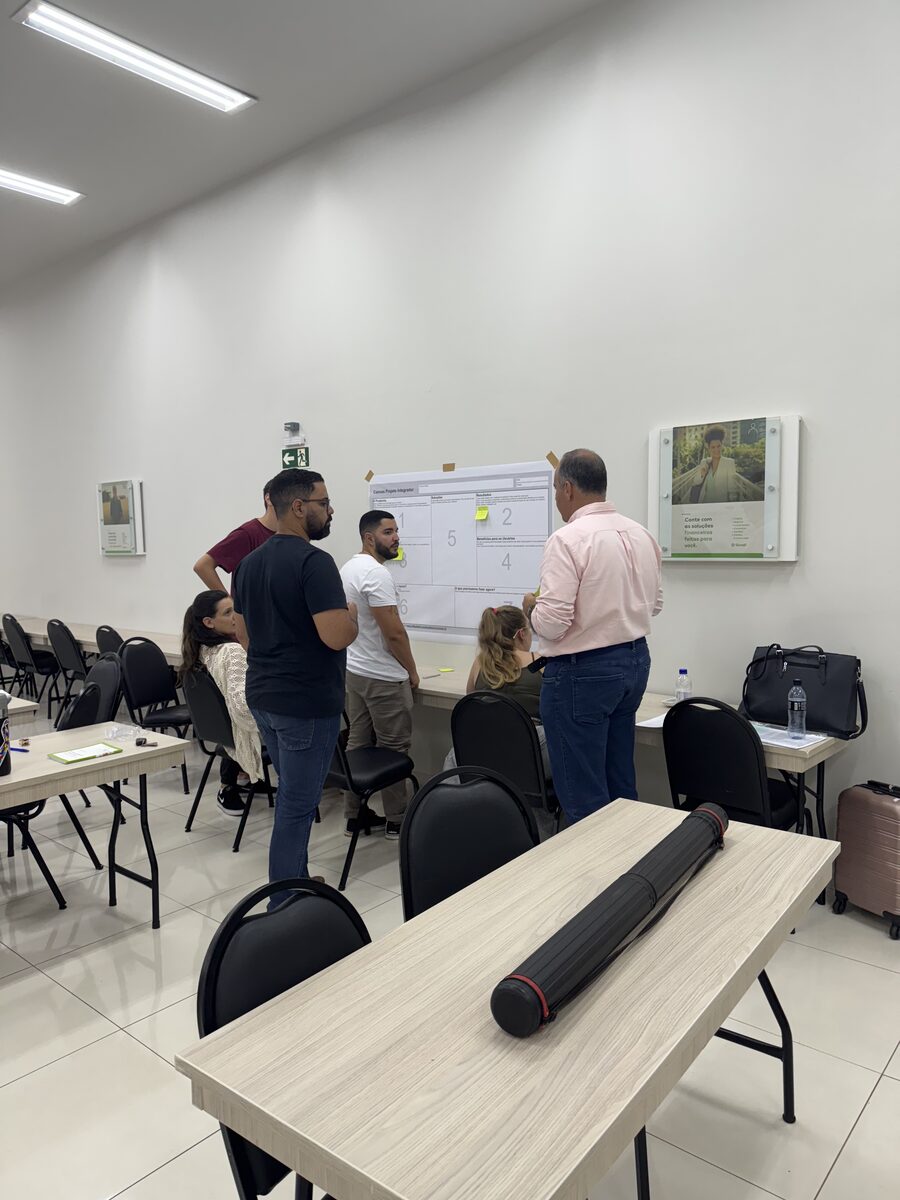 Trabalho com Canvas de projeto em Maringá